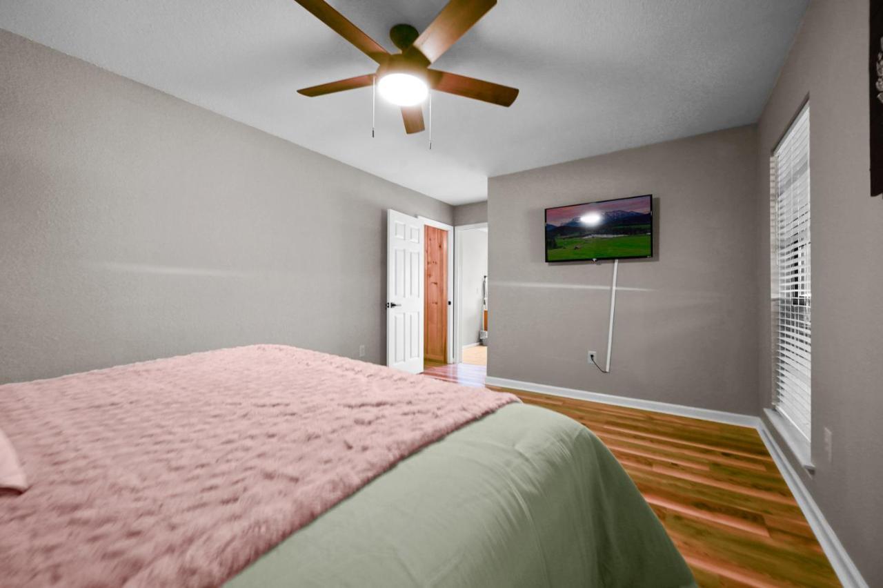 Private Mountain Cabin, Hot Tub Escape In The Smokies, With The View Sevierville Esterno foto