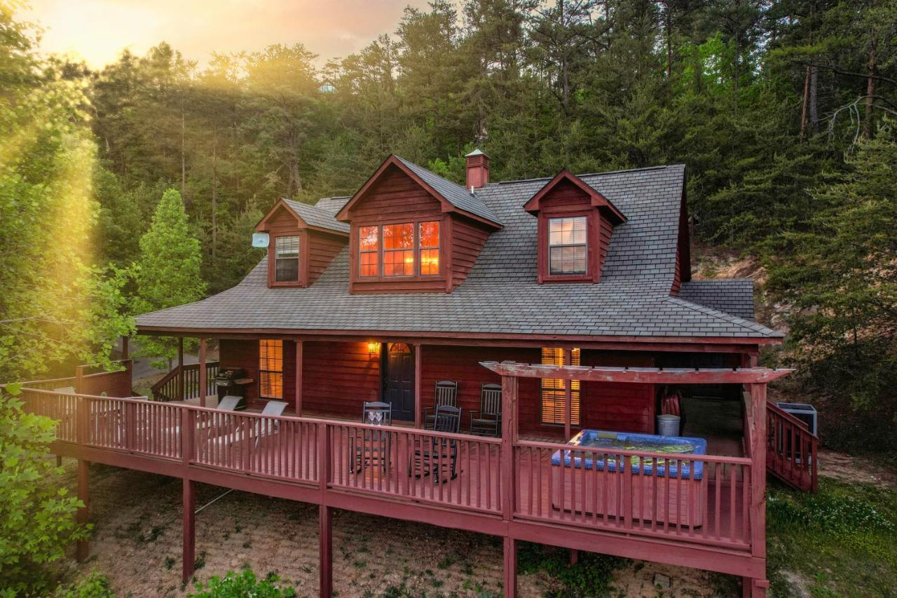 Private Mountain Cabin, Hot Tub Escape In The Smokies, With The View Sevierville Esterno foto